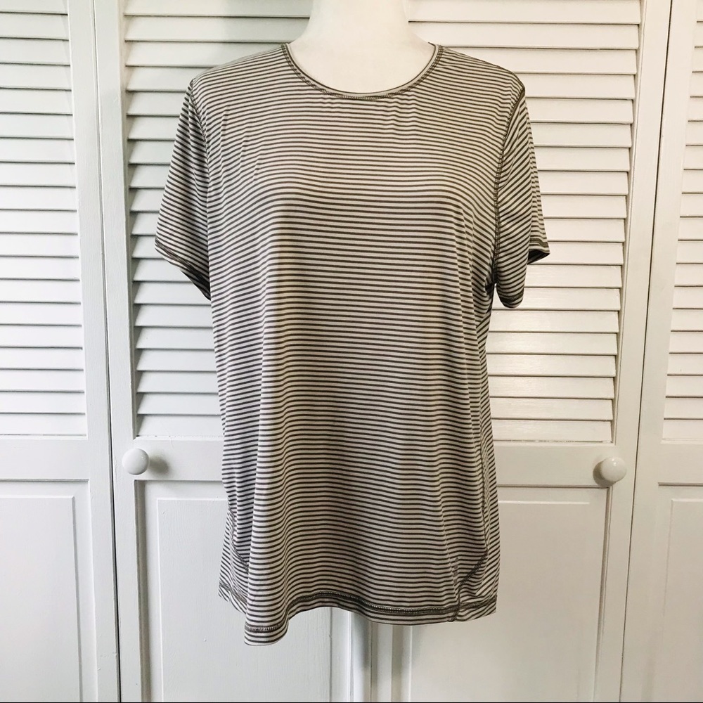 New LANDS’ END Gray White Striped Short Sleeve Tee Plus  Size Extra Large